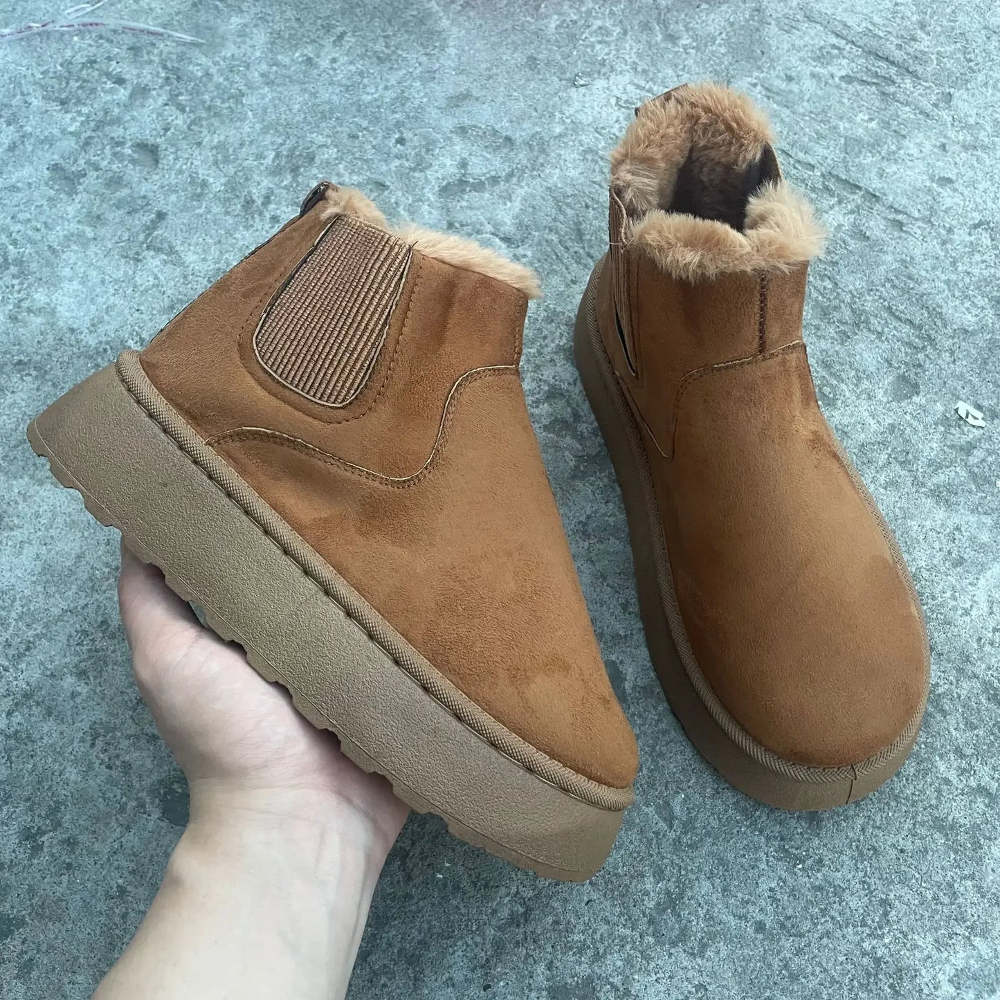 Vinterstøvler 2025 – Varmforede Ankelstøvler i Ruskind med Tyk Sål